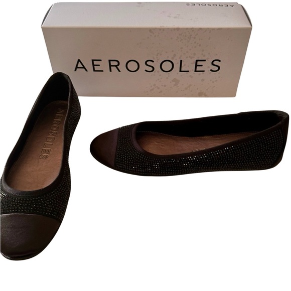 AEROSOLES Shoes - Aerosoles Black Pierre Sparkling Flat with Cap Toe Sz 9.5